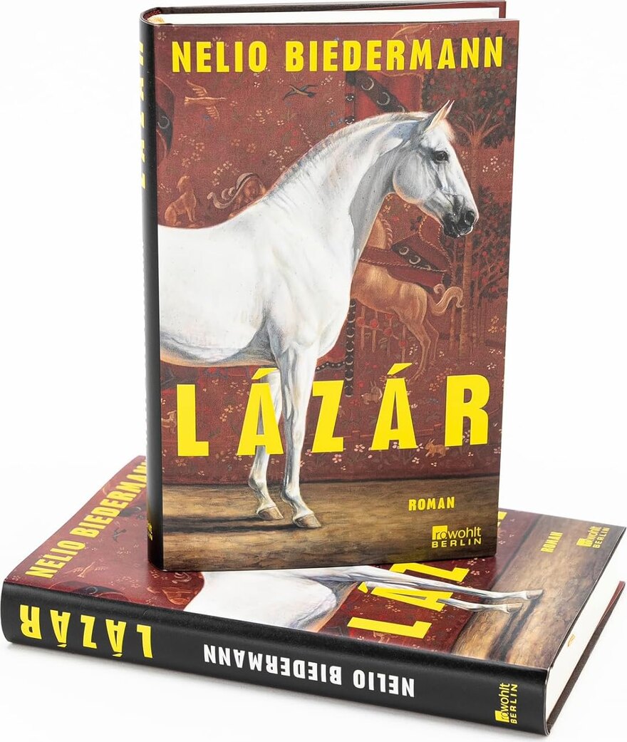 3D-Ansicht des Romans „Lázár“ von Nelio Biedermann mit einem weißen Pferd auf dem Cover.